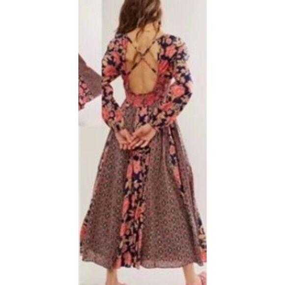 Free People / A New Way Maxi Dress / Boho Floral Patchwork Dress / Size Med - Picture 2 of 5